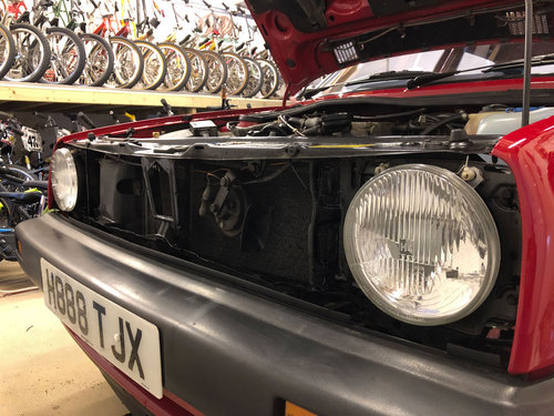 1990_VW_MK2_GTI_8V_lights_1.jpg