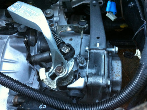 seat cable clutch.jpg